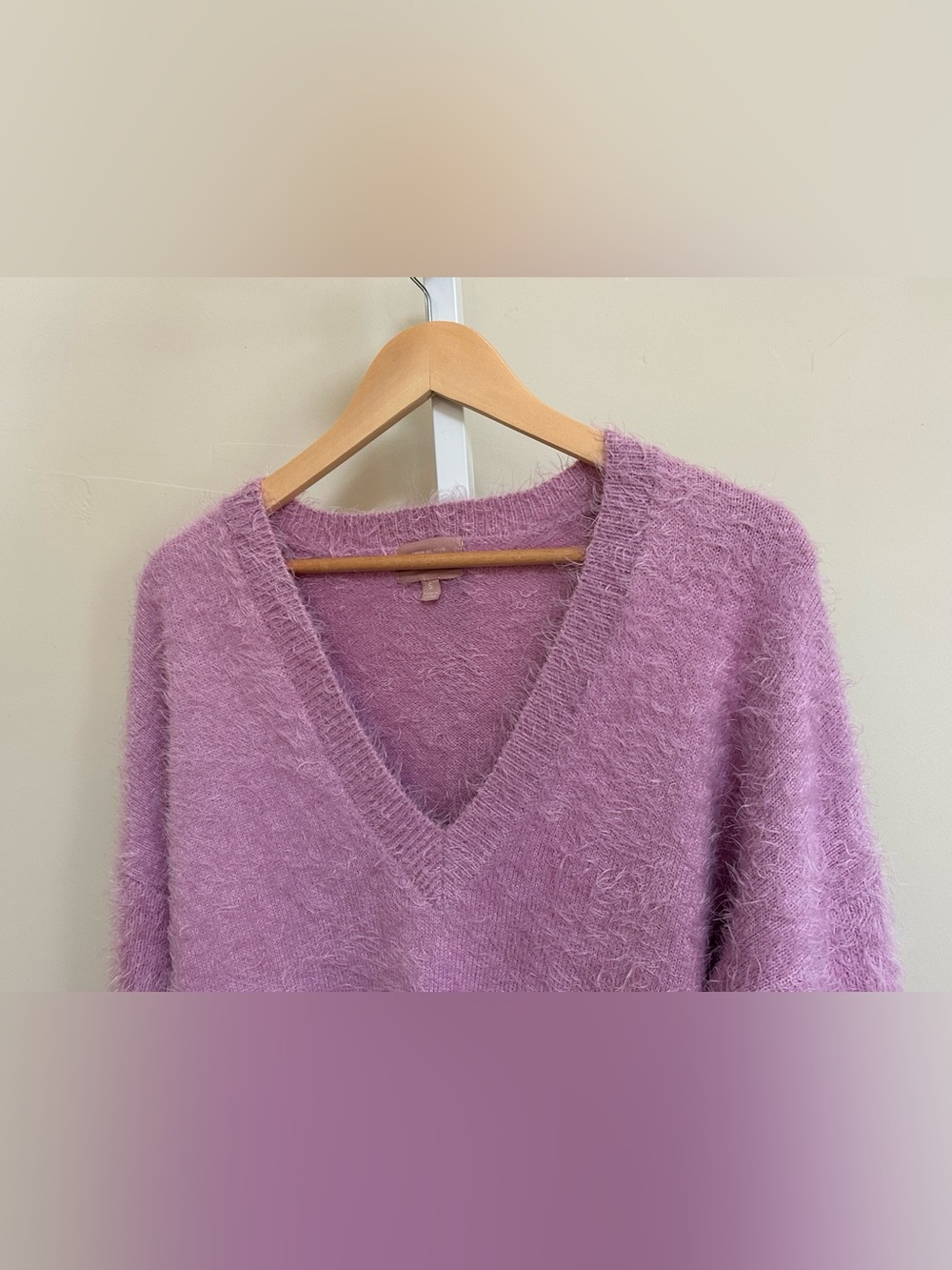 Show Me Your Mumu S Lilac Fuzzy V-Neck Sweater Oversized Coquette - Picture 5 of 8
